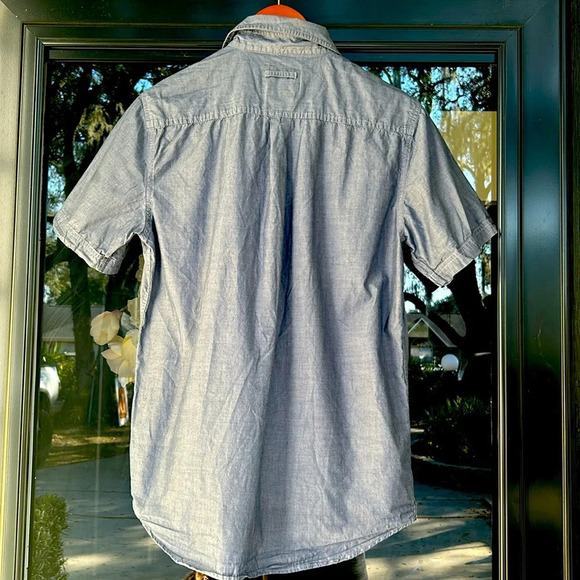 Boston Traders men’s blue button up - Picture 7 of 7
